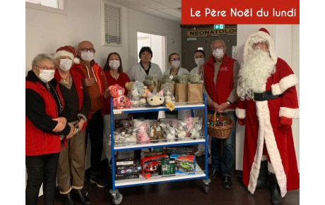 Cadeaux distribués ! le père noël du lundi 💚